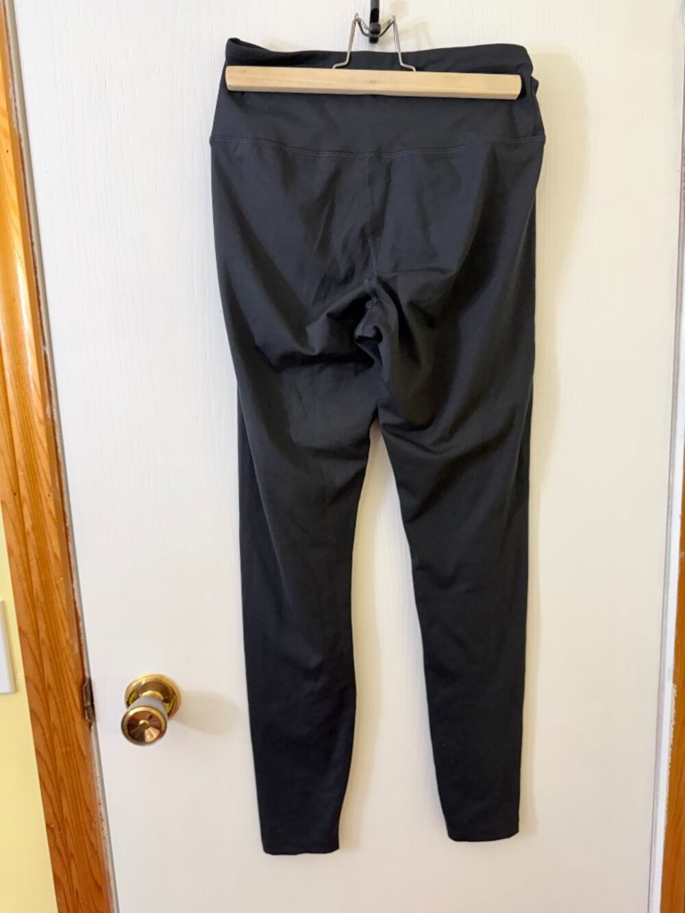 💖 2/40 Gap High Rise Black Leggings Medium - Picture 4 of 4